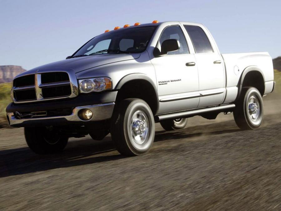  Dodge Ram Power Wagon Quad Cab 2005 года  (фото 50 из 61)